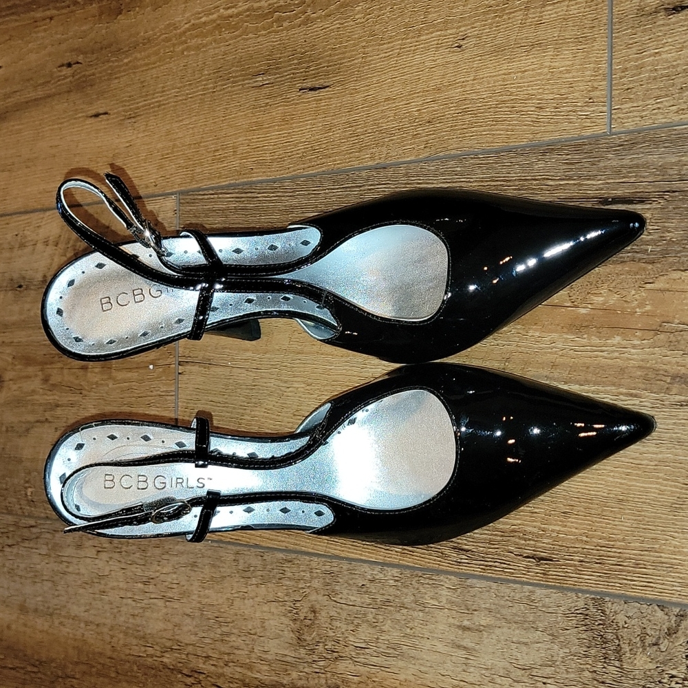 BCBG Girls Sling back heels size 6/36